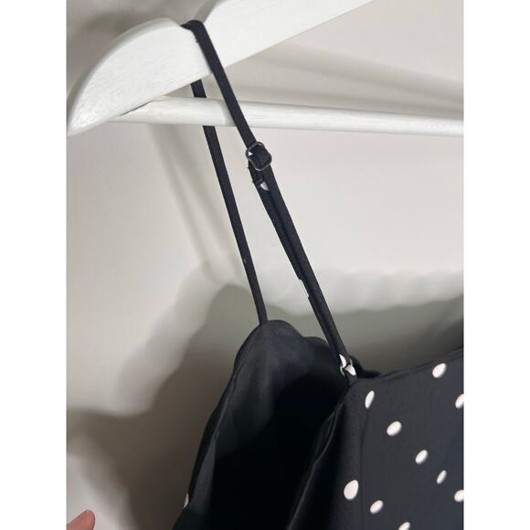 J. Crew Polka Dot Sleeveless Scalloped Cami Tank Top Black/White BI153 Size 4 - Picture 10 of 12